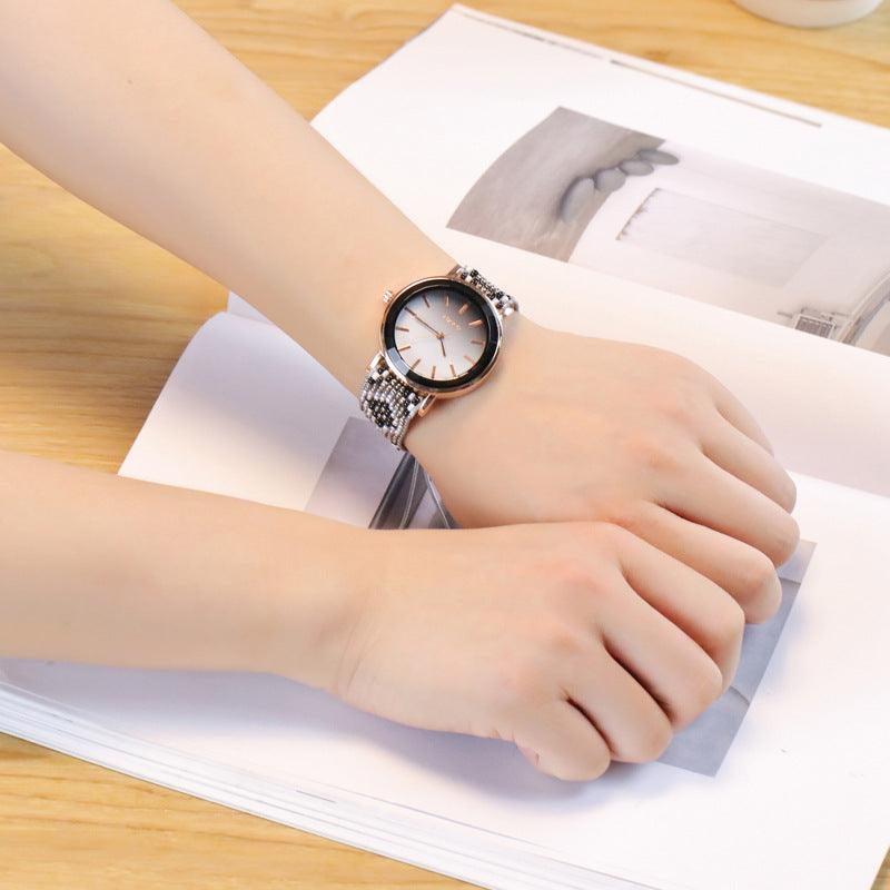 Beaded bracelet watch gradient color simple ladies watch - Shop Alluring