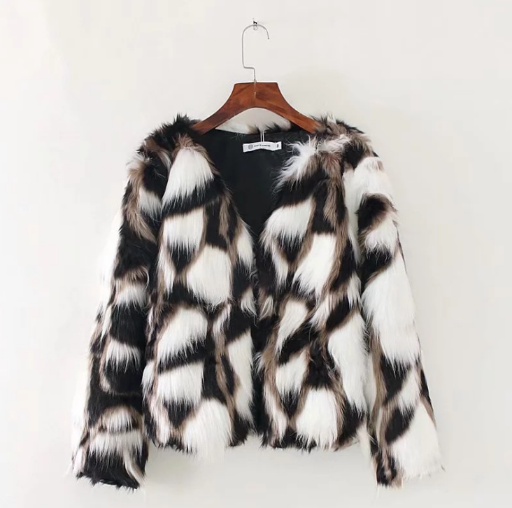Contrast Stitching Artificial fur grass Coat Jacket